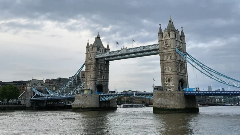 Ultimate Guide to Exploring London