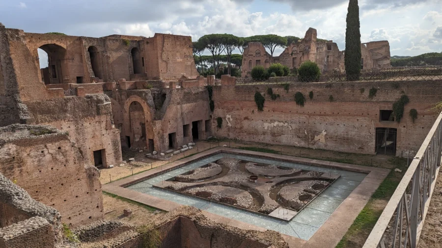 Rome Destination Guide: How to roam when in Rome 6 Ancient ruins with a central pool